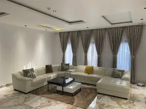6bdrm Duplex in Dr Roko, American House for sale