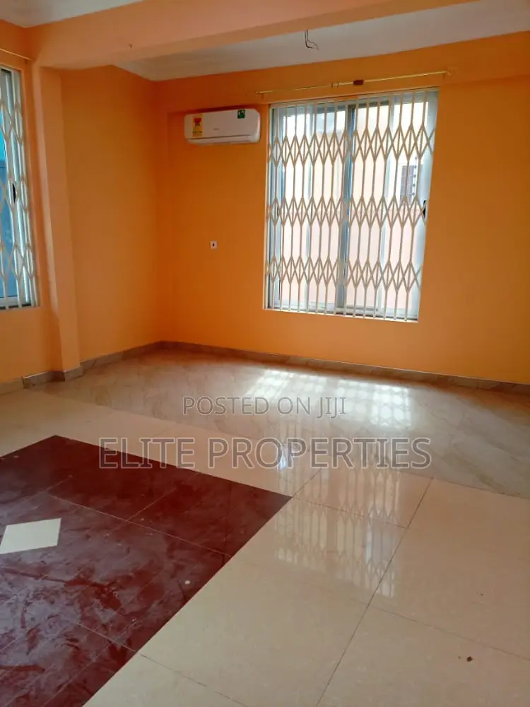 Exclusive 2 Bedroom Ensuit Apartment 4rent in Com.25 Annex.