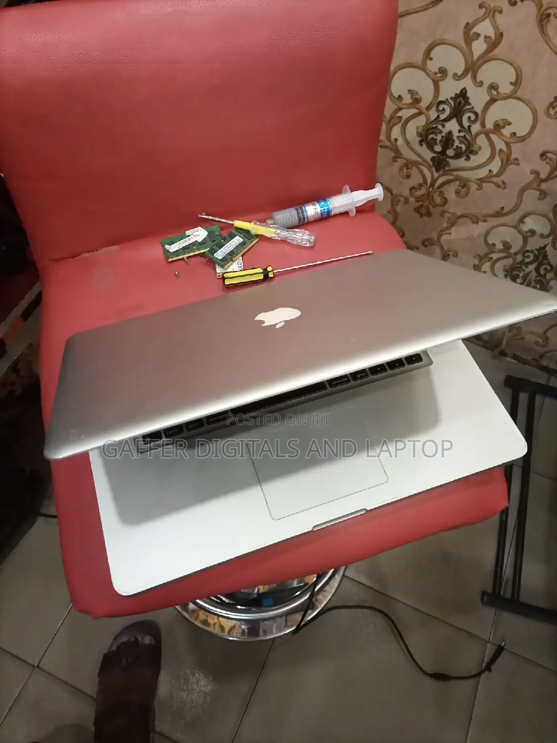 Laptop Apple MacBook Pro 2012 4GB Intel Core 2 Duo HDD 500GB