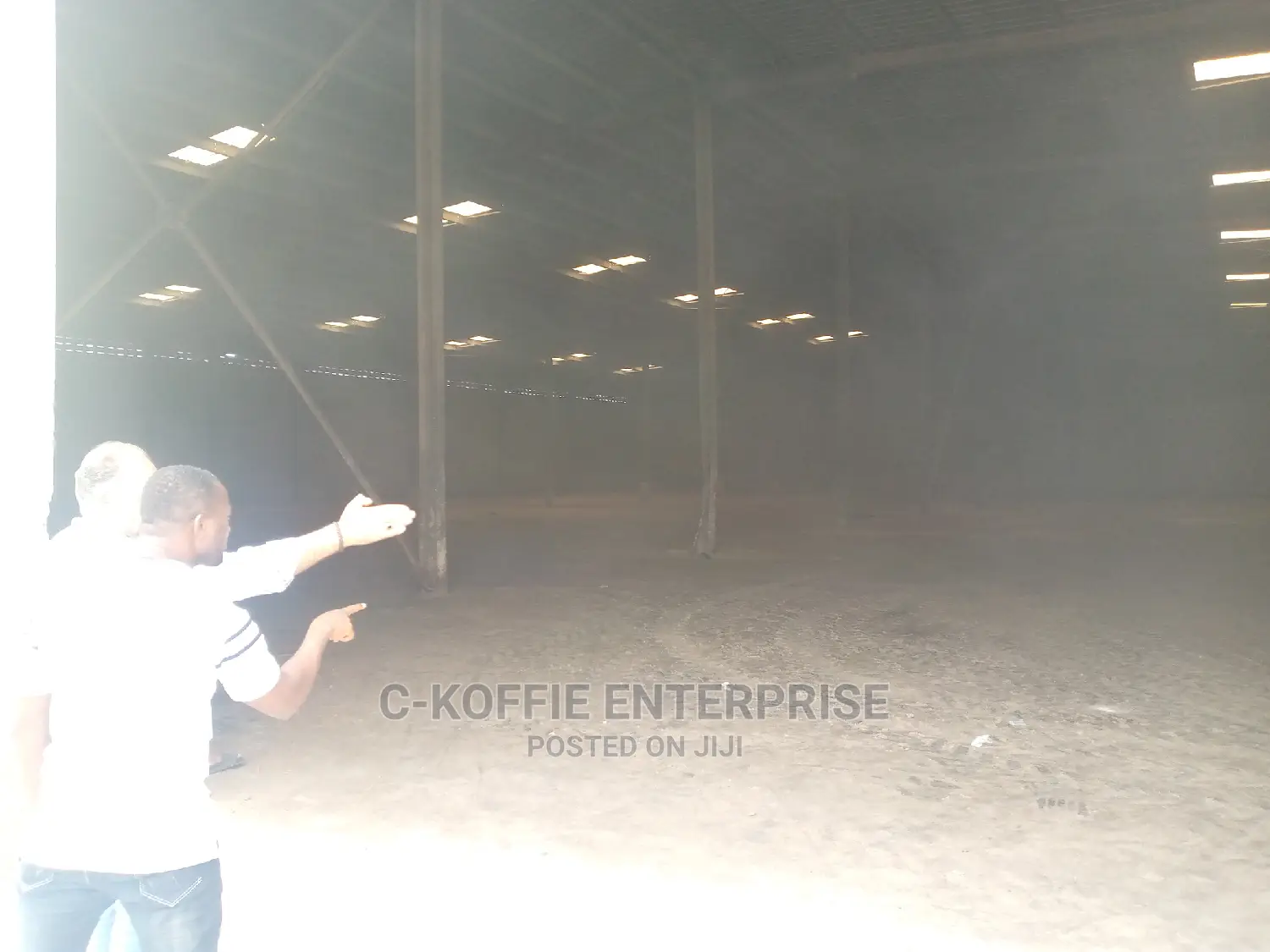1400SQM Warehouse at North Kaneshie 4 Rent