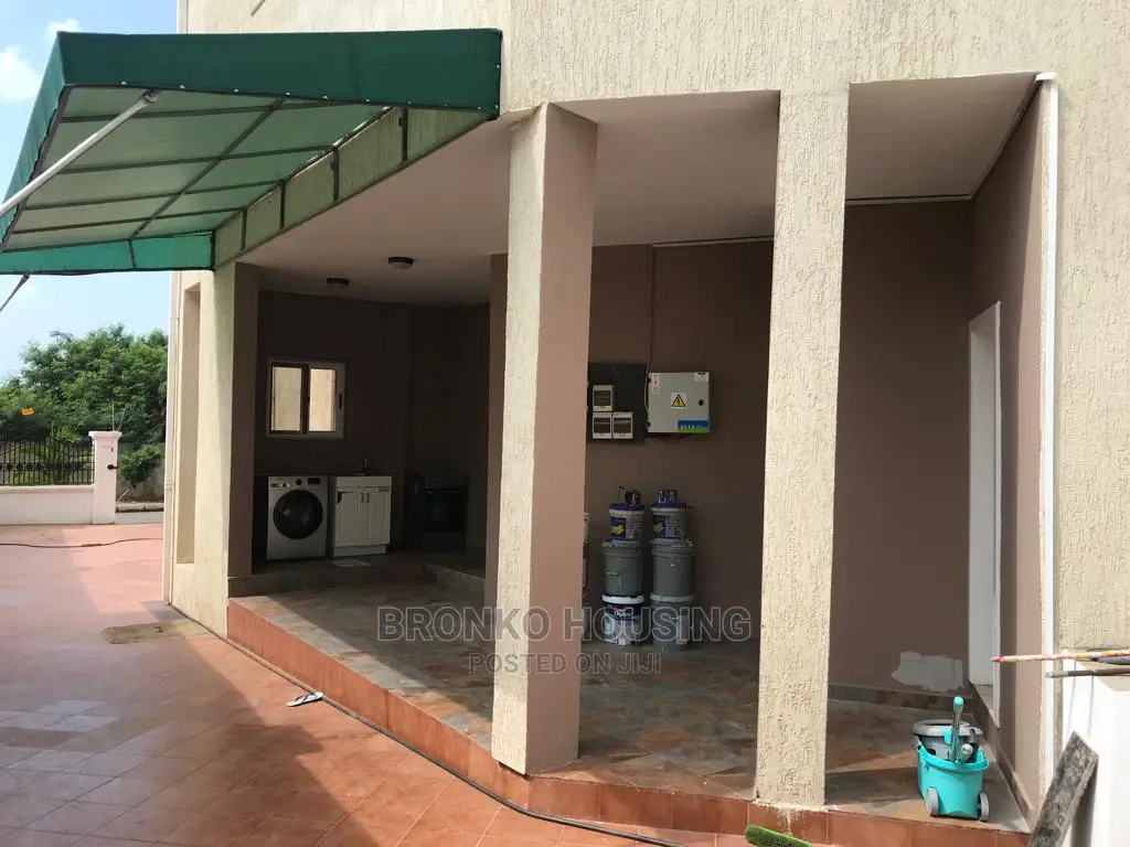 5bdrm House in Bronko Housing, Airport Residential Area for Rent