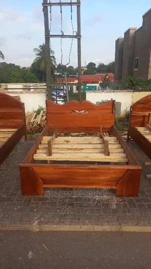 Red Wood Double Bed Frame. 54"×75"