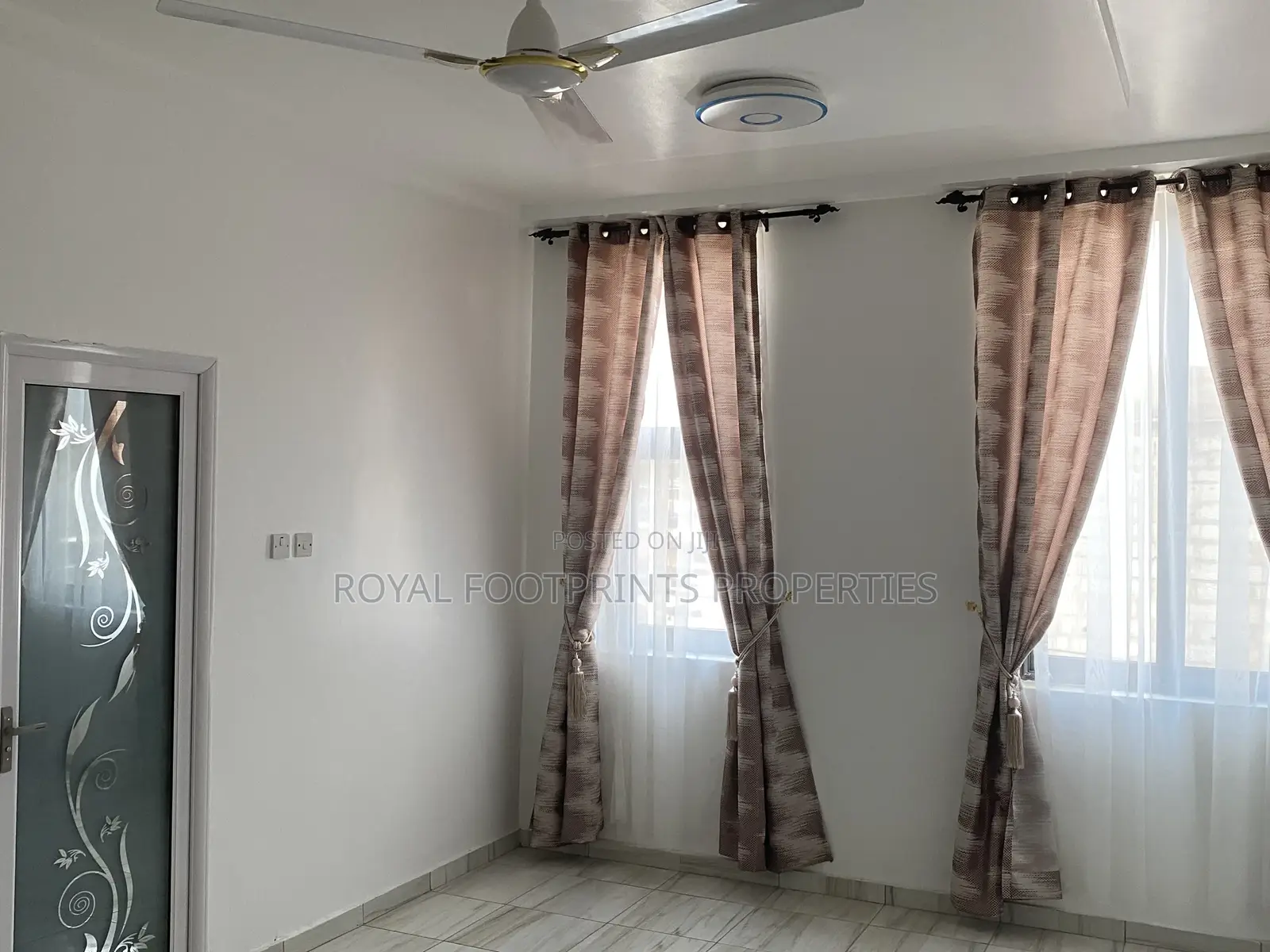 5bdrm House in Ashaley Botwe for sale