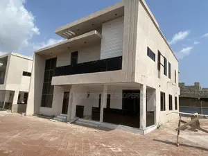 5bdrm House in Ashaley Botwe for sale