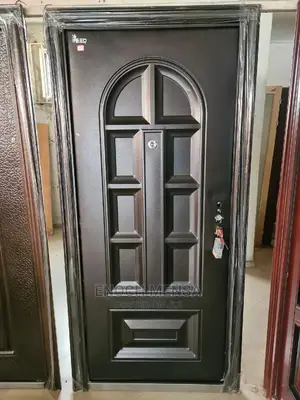 Single Size Door.