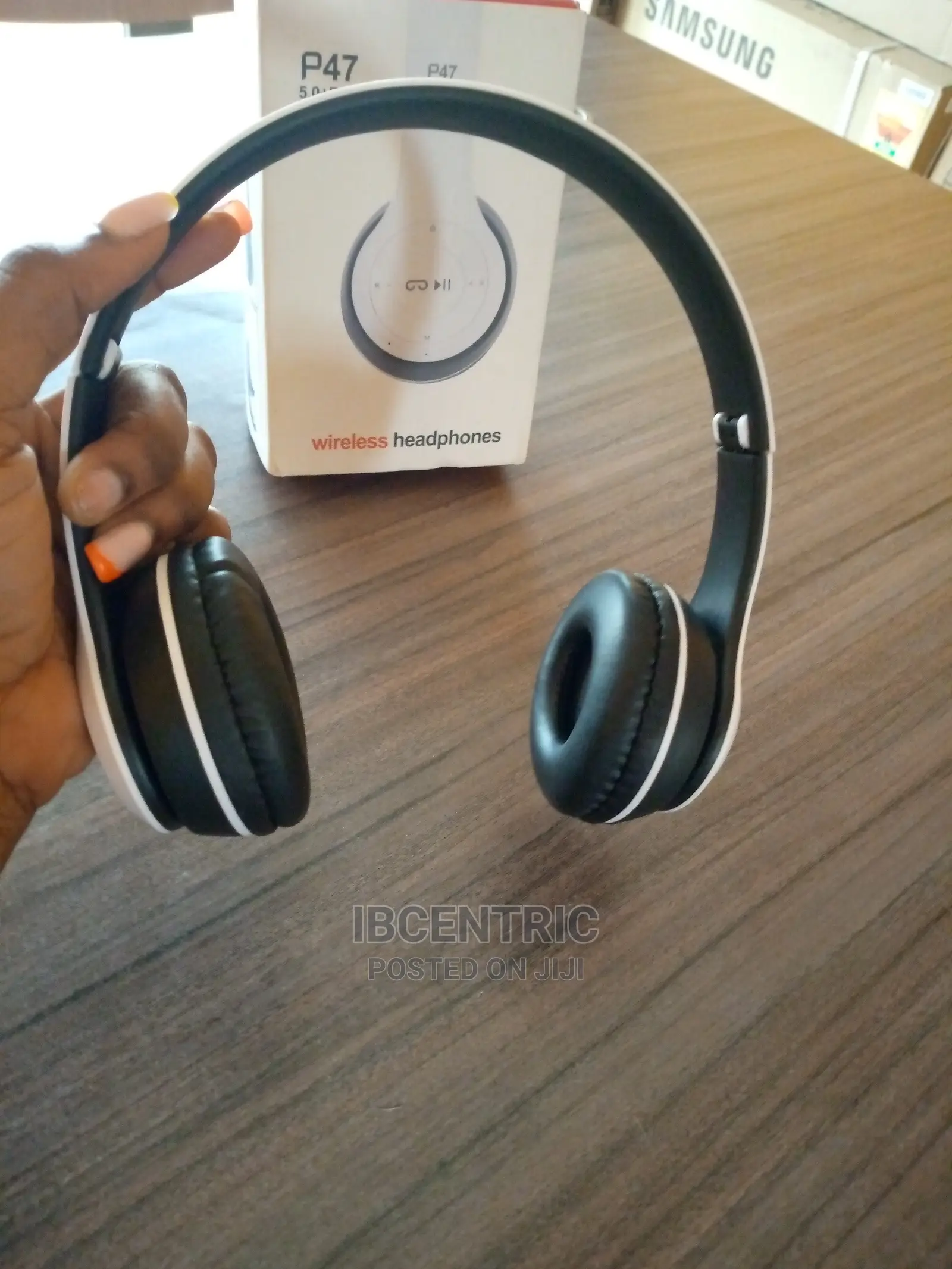 P47 Wireless Headphone