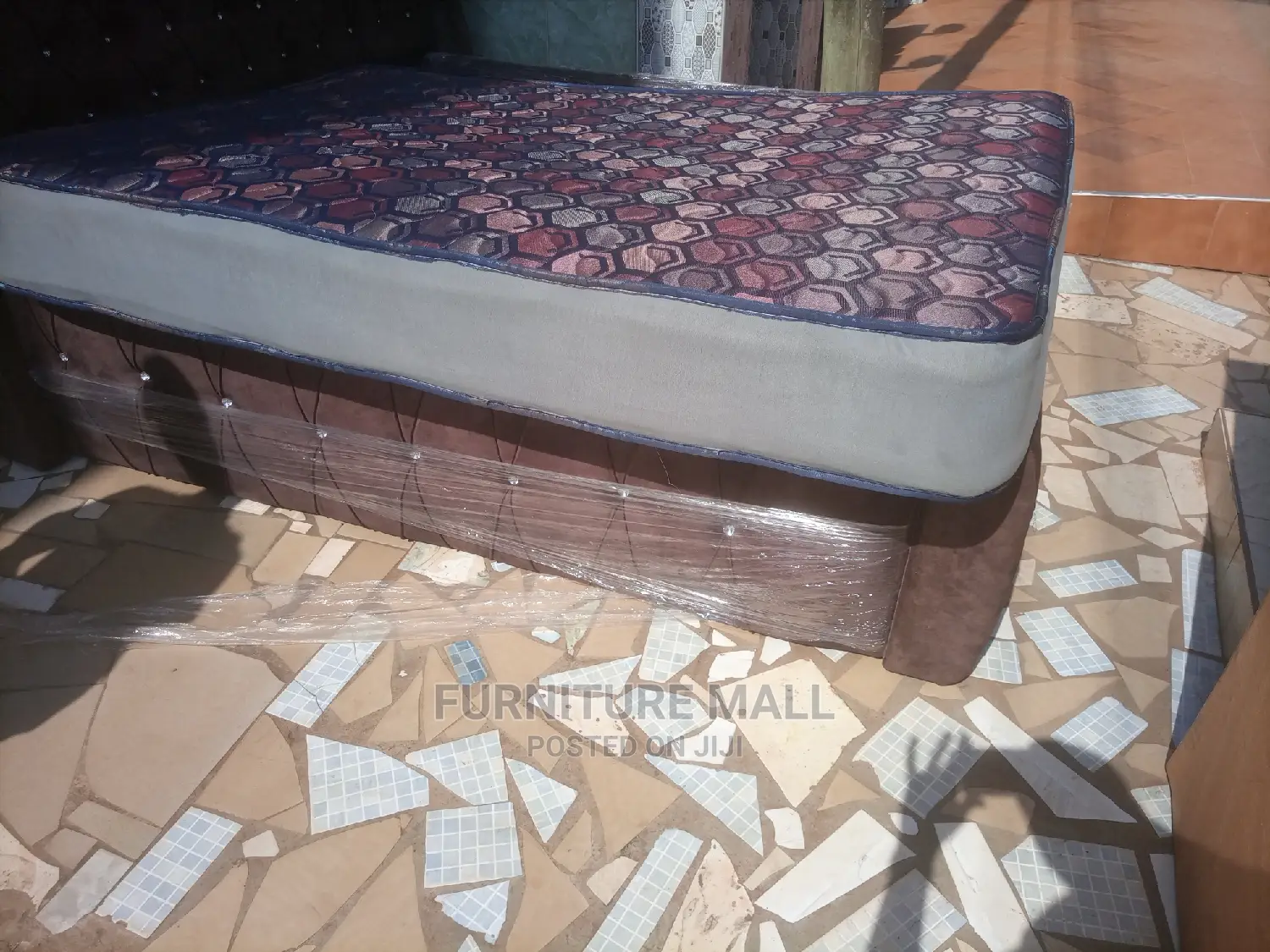 Nice Double Mattress . Delivering to U for Free