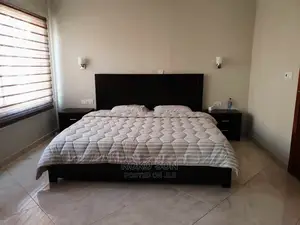 3bdrm Duplex in Dr Roko, Dworwulu for Sale