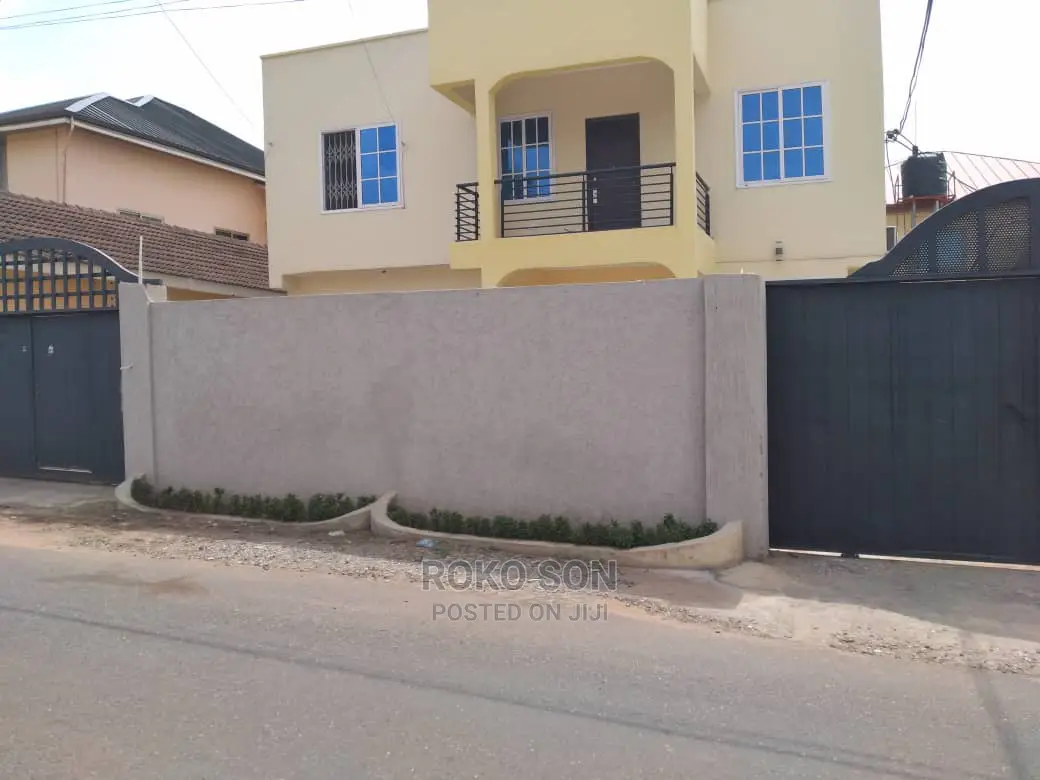4bdrm Duplex in Dr Roko, West Legon for rent
