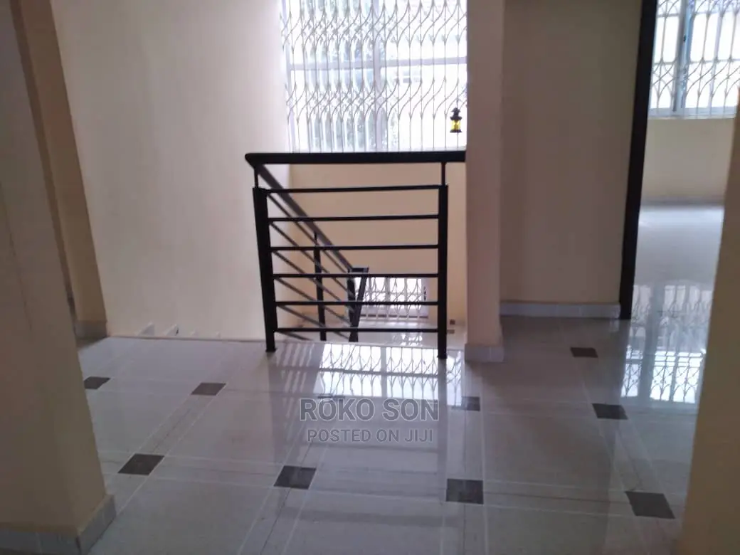 4bdrm Duplex in Dr Roko, West Legon for rent