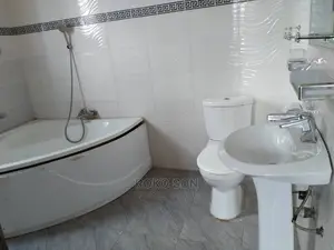 4bdrm Duplex in Dr Roko, West Legon for rent