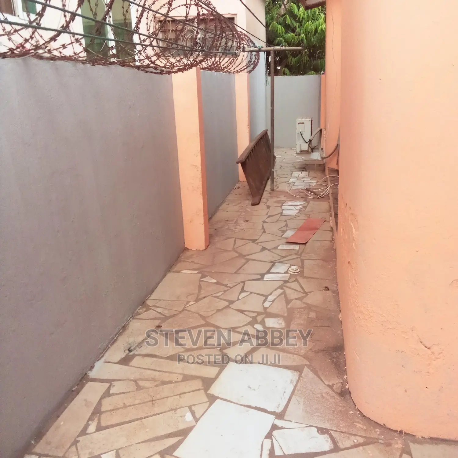 3bdrm Apartment in Adom Agency, Teshie for Rent