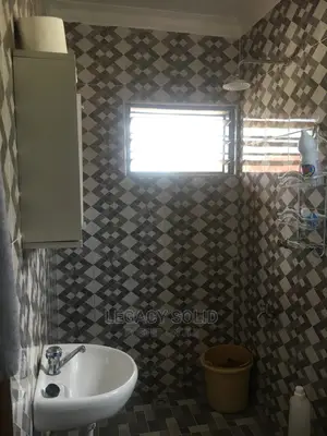 Furnished 1bdrm Apartment in Legacy Consult, Tseaddo for rent