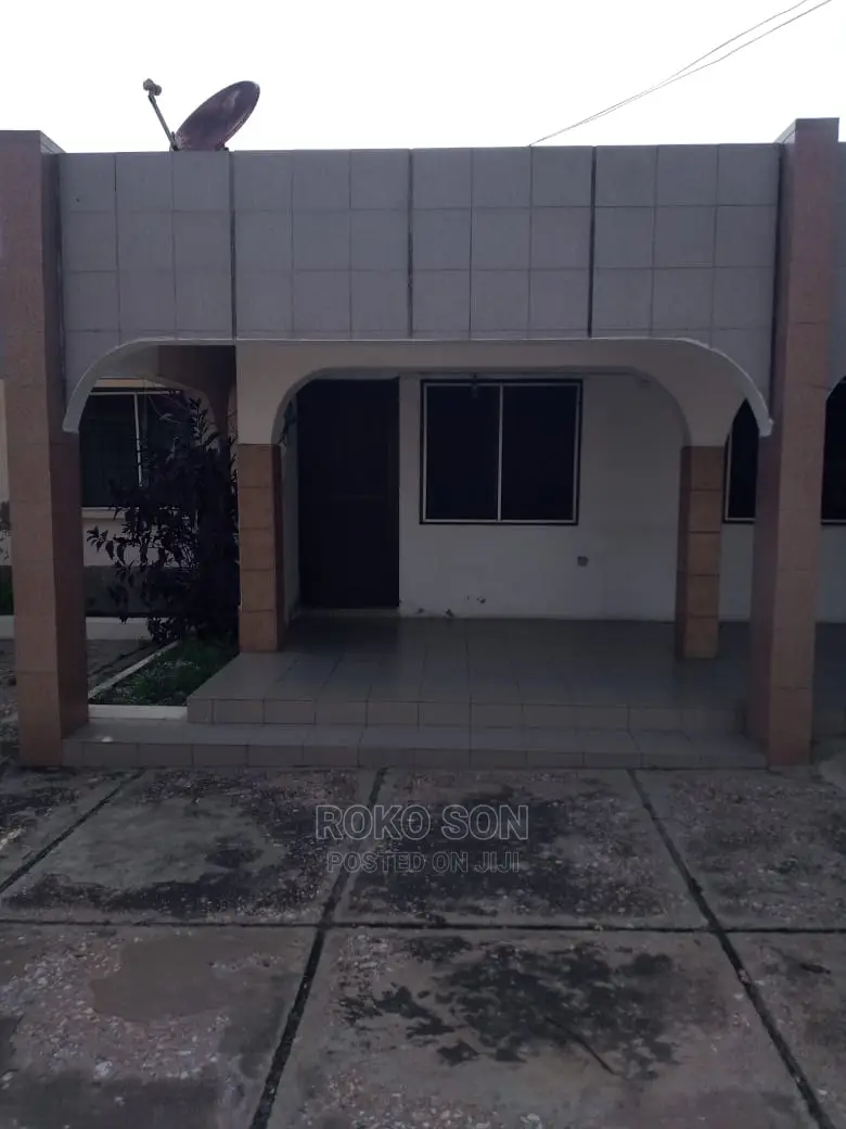 4bdrm House in Dr Roko, Osu for sale