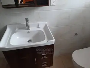 5bdrm Duplex in Dr Roko, East Legon for sale