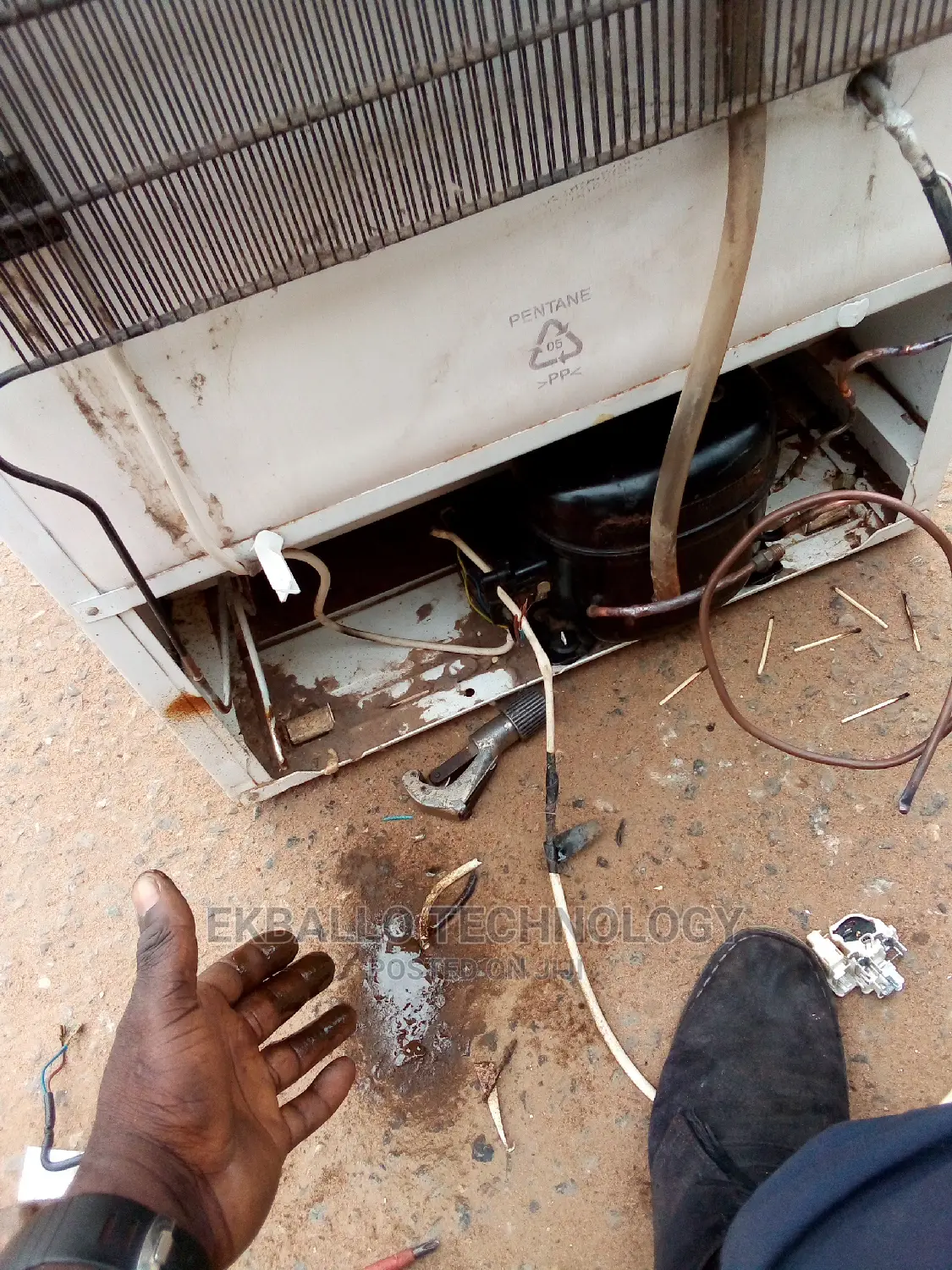 Fridge Repairs ,Body Works , Spraying
