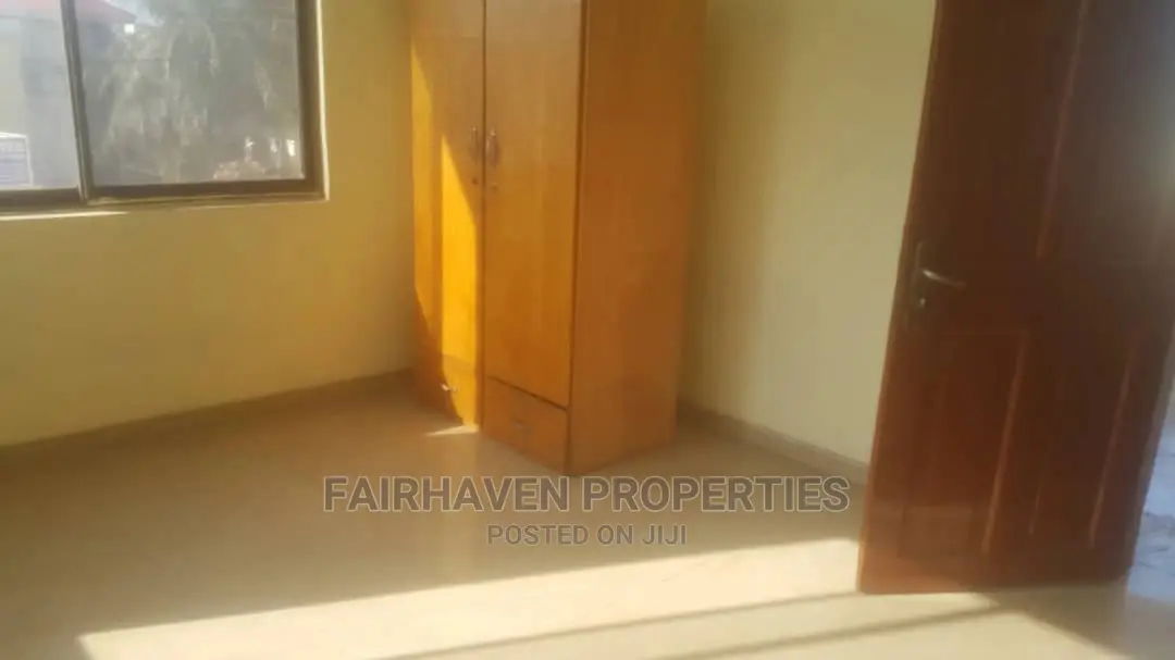 Building for Rent at Adabraka (Suitable 4 Clinic,Residence)
