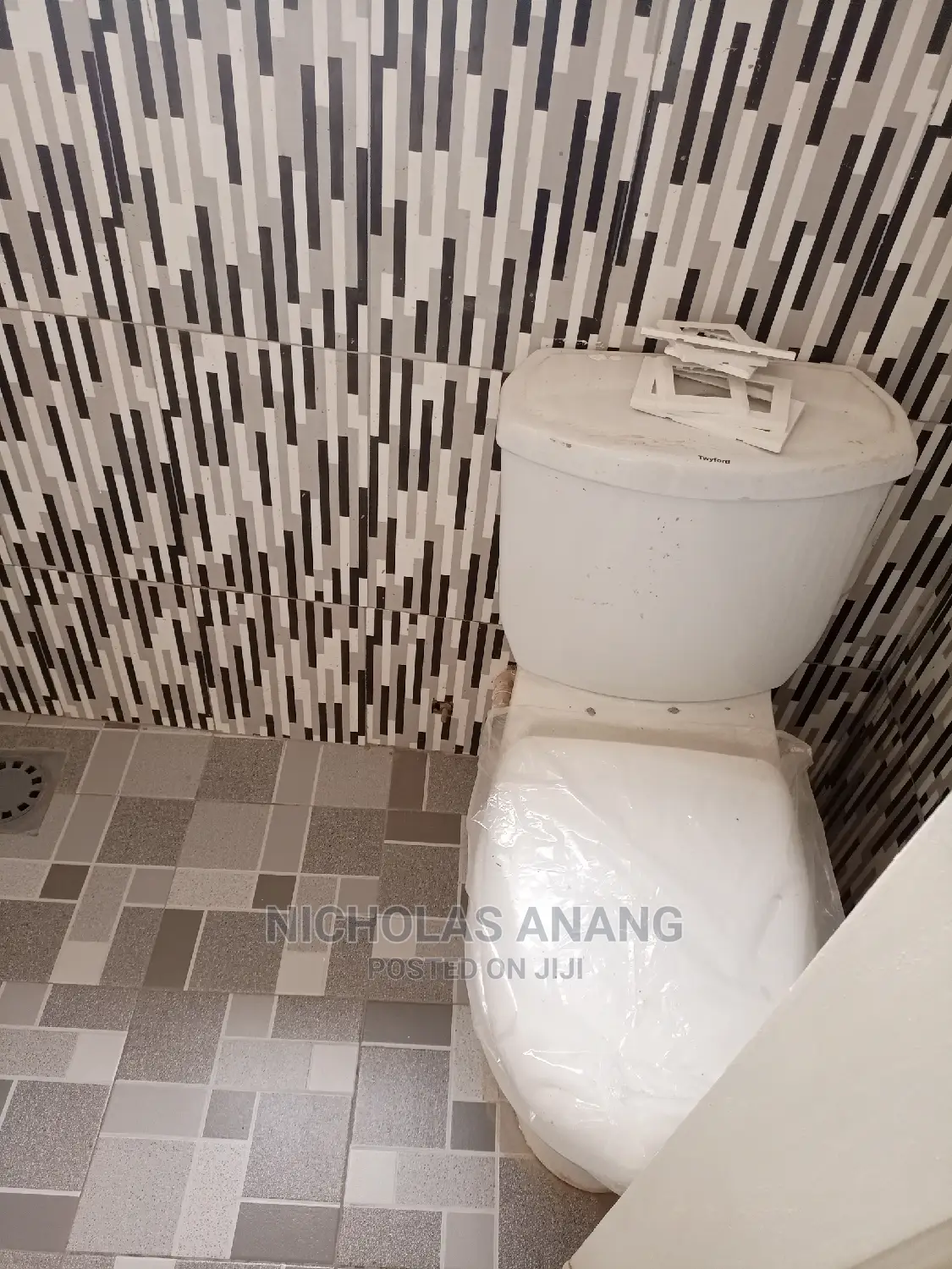 1bdrm Apartment in Bush Road, New Town for rent