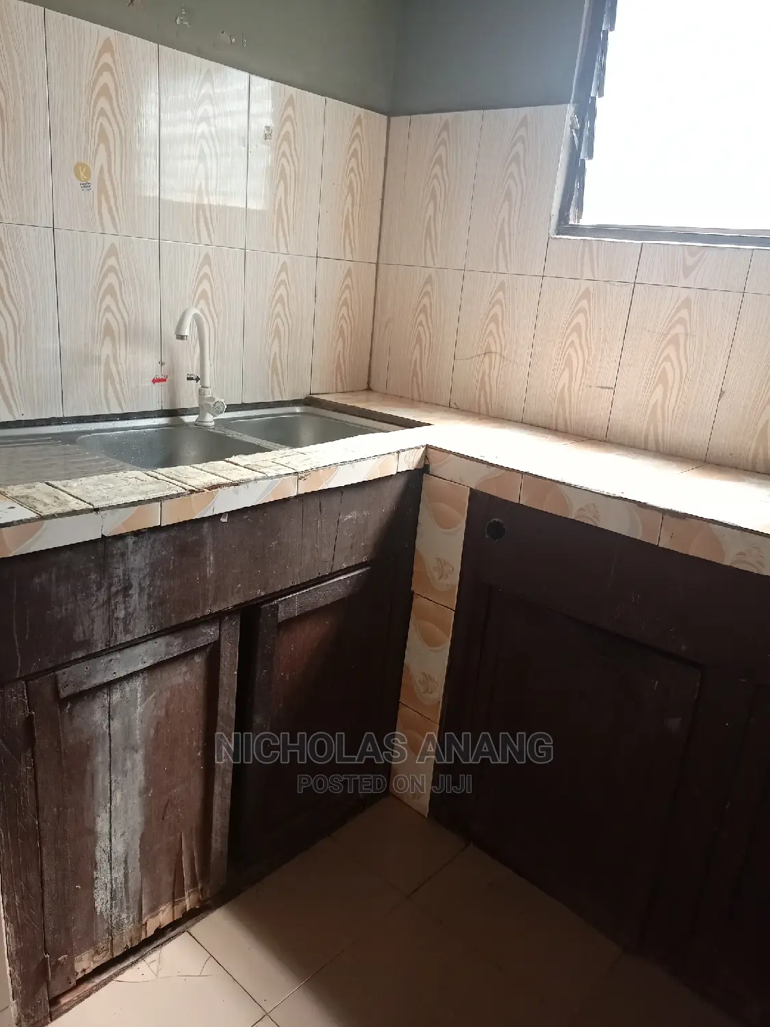 1bdrm House in Bush Road, New Town for rent