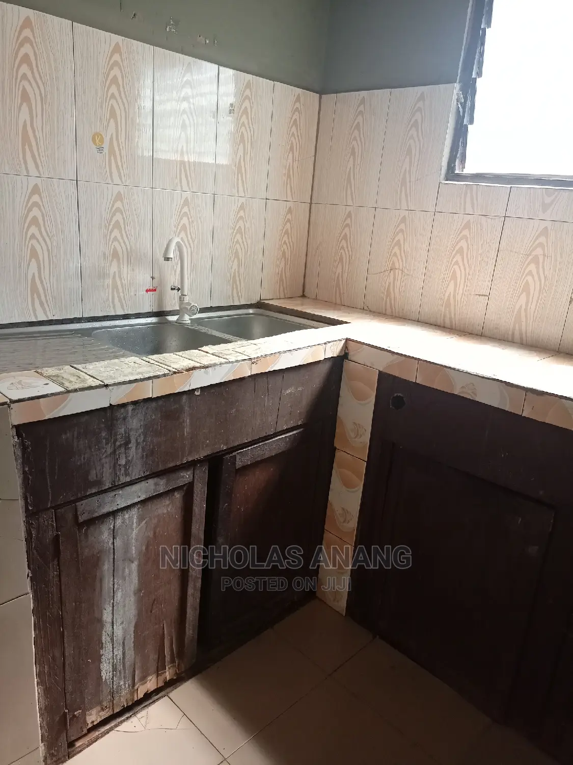 1bdrm House in Bush Road, New Town for rent