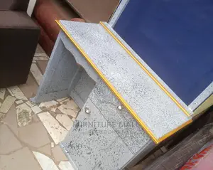 New Dressimg Mirror Wit Table. Free Delivery