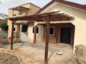 Pouch Extension Morden Pergola