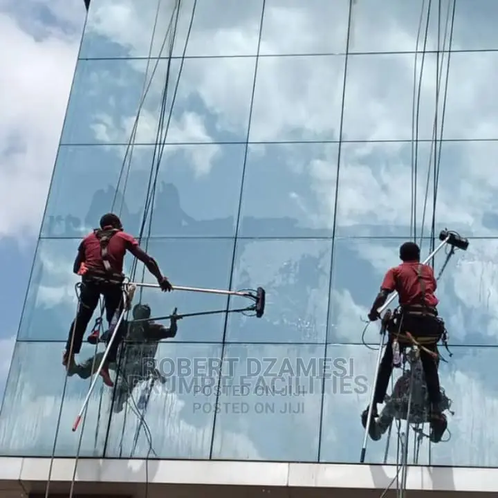 Highlevel/Facade/Alucubon Cleaning