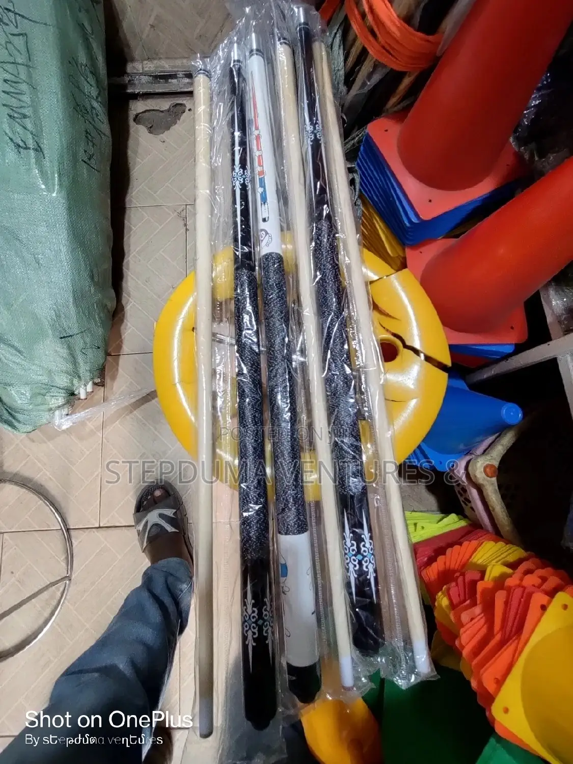 Adjustable Snooker / Pool Table Sticks