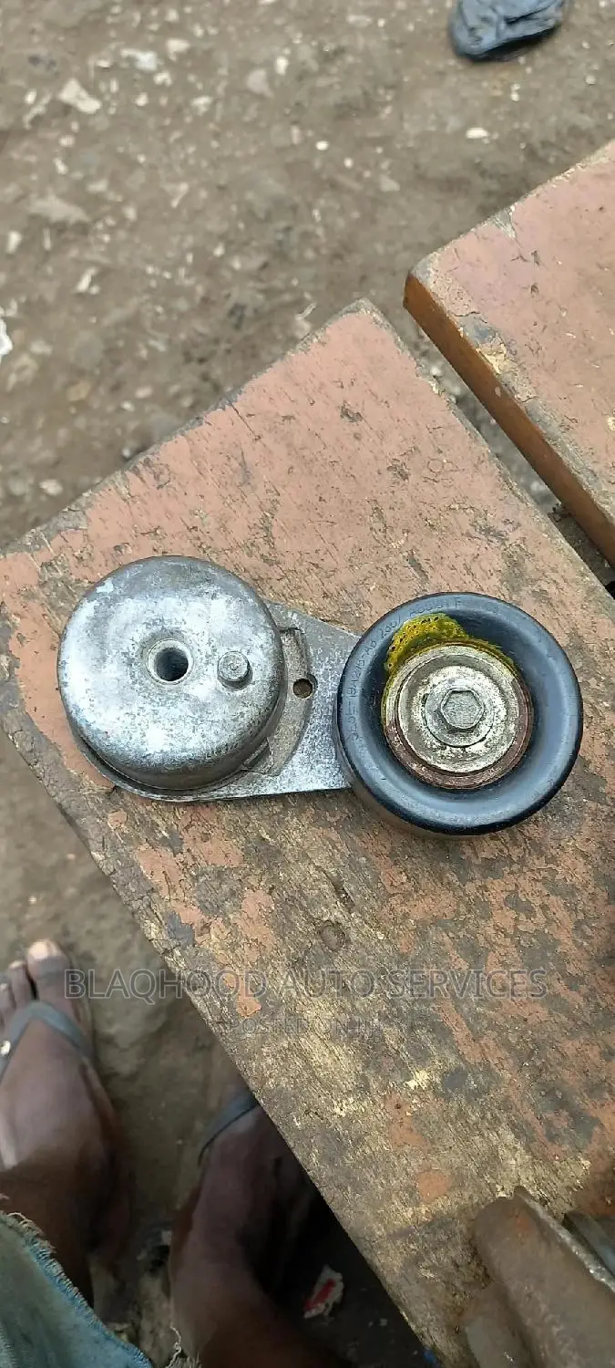 Fan Belt ADJUSTOR/TENSIONER for All Cars Available