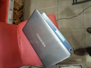 New Laptop Toshiba A30 4GB Intel Core I3 HDD 256GB