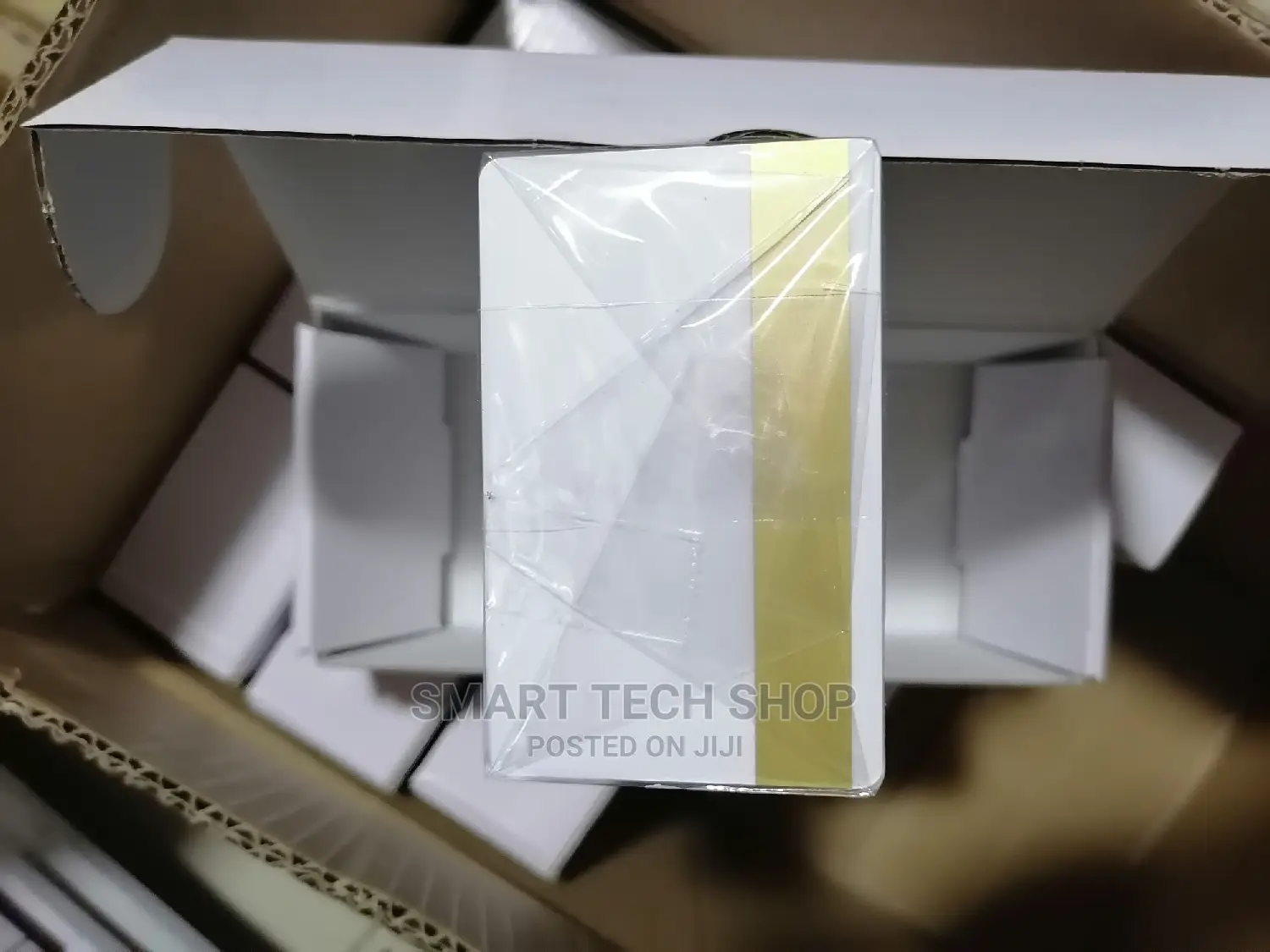 Magnetic Strip Swipe Card Blank Cards. High Quality Quality