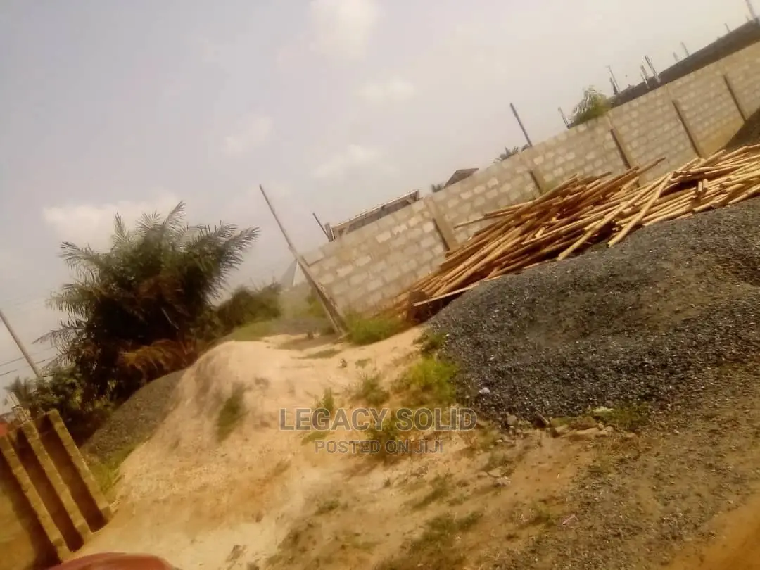 Title 1 Plot of Land Up for Sale