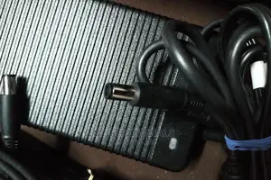 Alienware Charger Dell Precision Charger 210watts Original