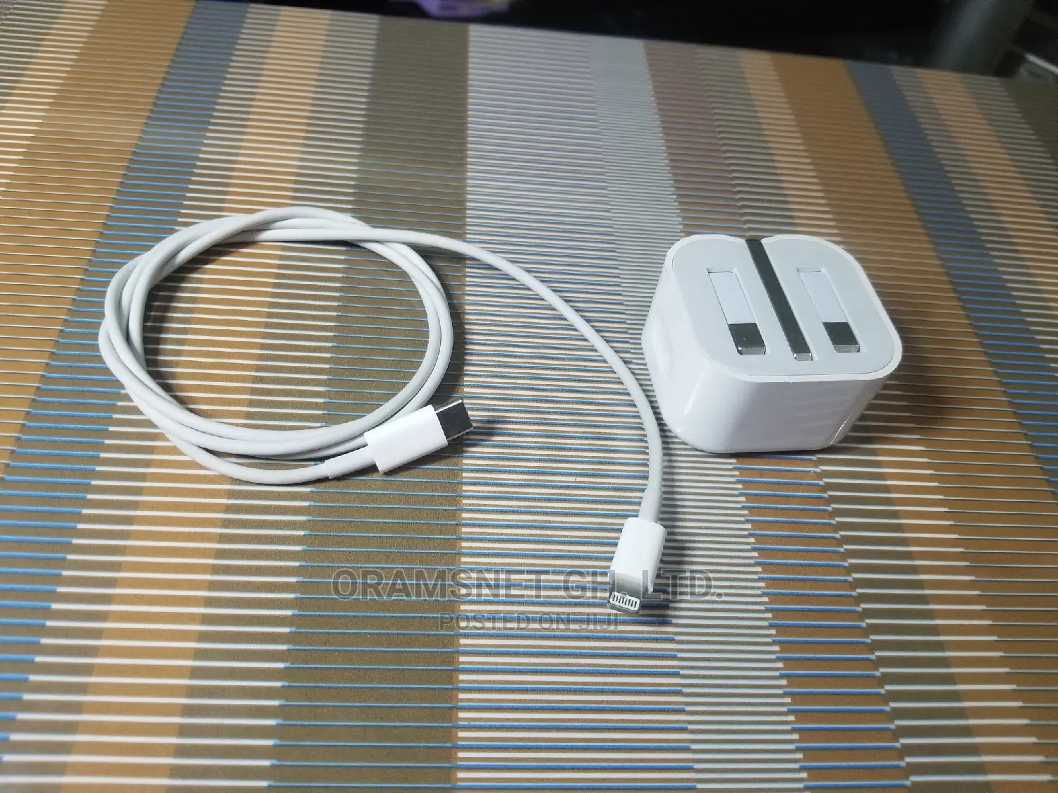 iPhone Original Type C Fast Charger.