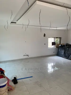 5bdrm Bedsitter in E a Properties, Boundary Road Area for Rent