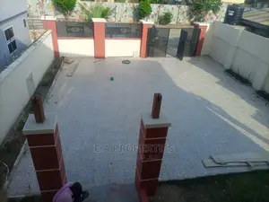 4bdrm Bungalow in E a Properties, Boundary Road Area for Sale