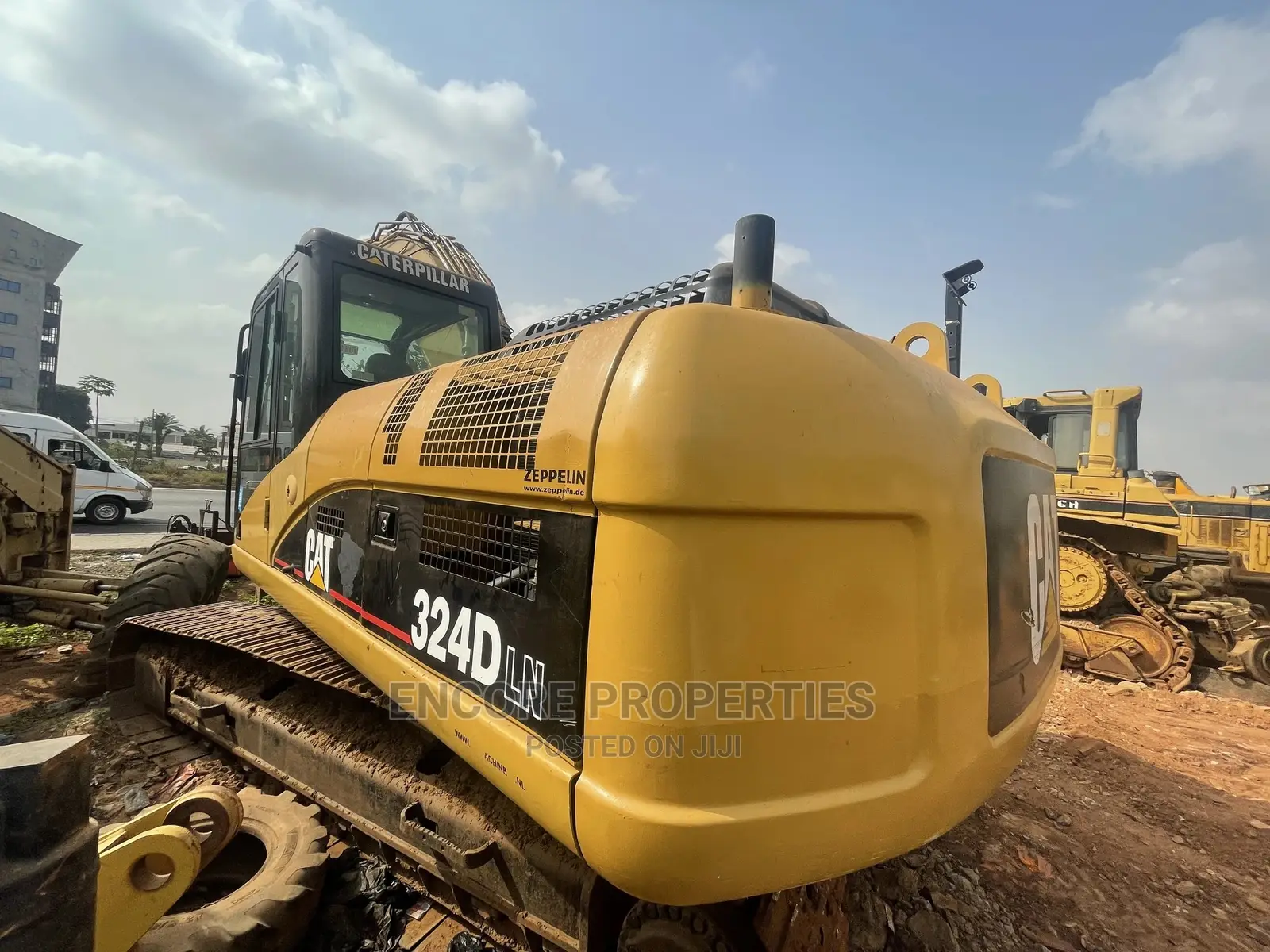 Foreign Use Cat Excavator Now Selling