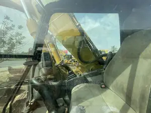 Foreign Use Cat Excavator Now Selling