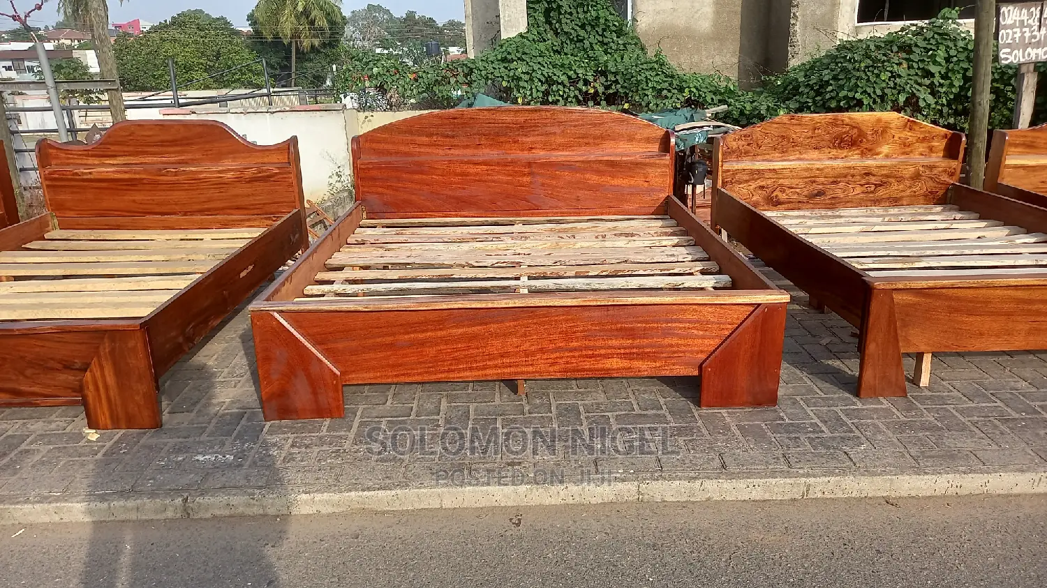 Wooden Queen Size Bed Frame,72"×75"
