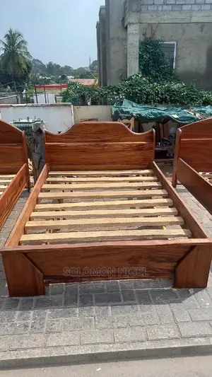 Local Size Double Bed Frame, 54"×75"
