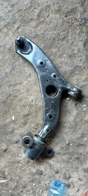 CX-5 Mazda (2012-2015) Used Front LOWER ARM Pair in Stock