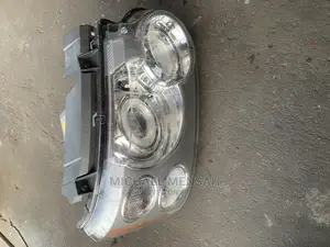 Ranger Rover 2010 Head Light
