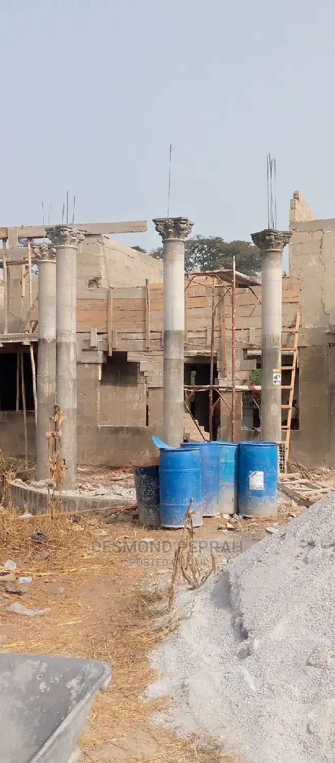 Plastic Moulding Pillars
