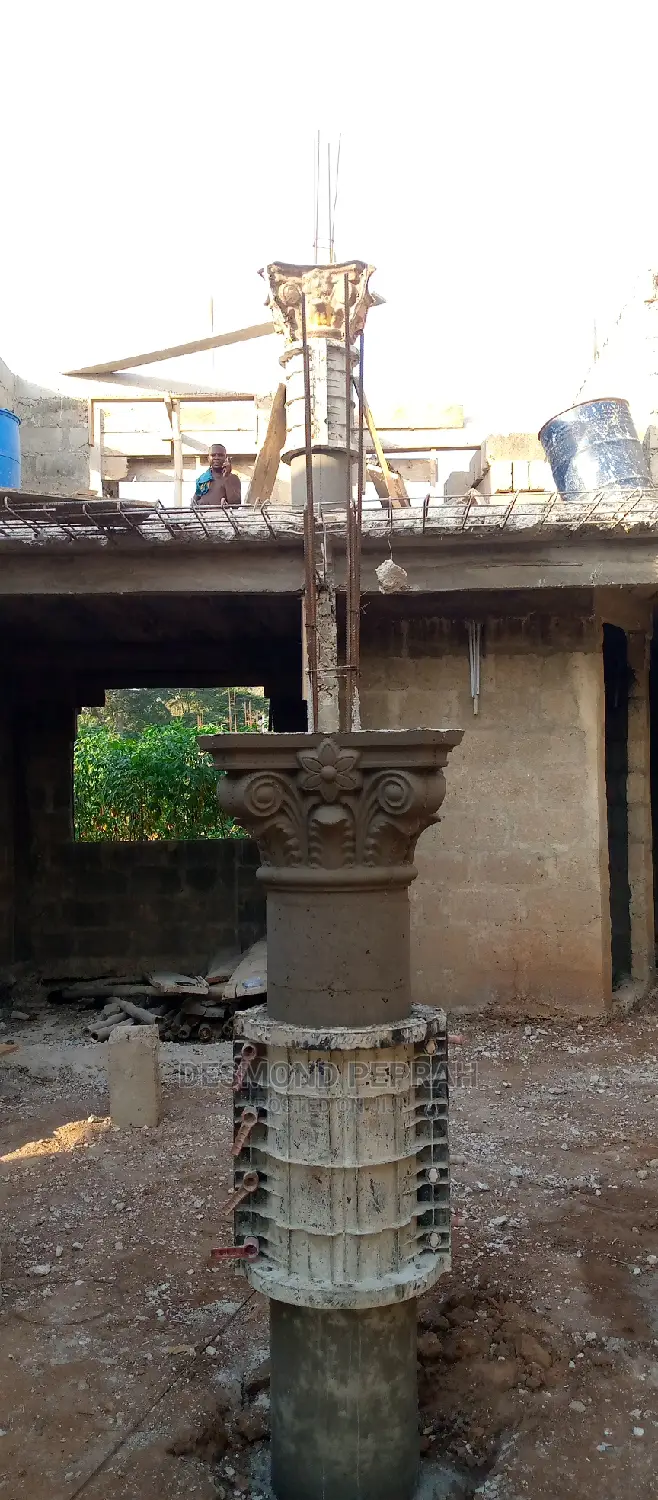 Plastic Moulding Pillars