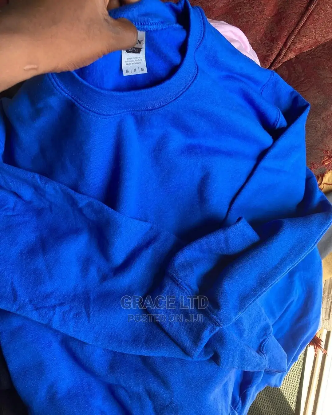 Sweatshirt