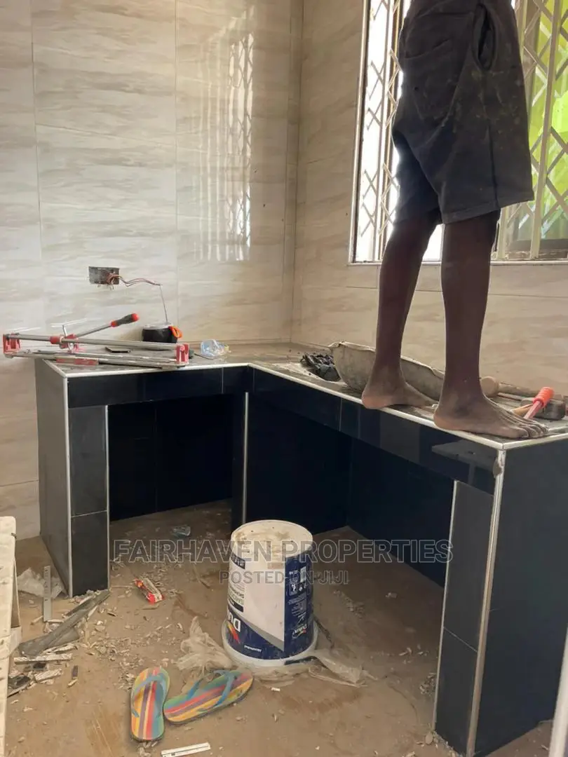 1bdrm Apartment in Fair Haven, Labadi for rent