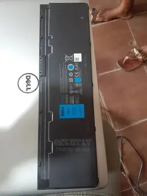Original Internal Batteries for All Laptops and Delivery