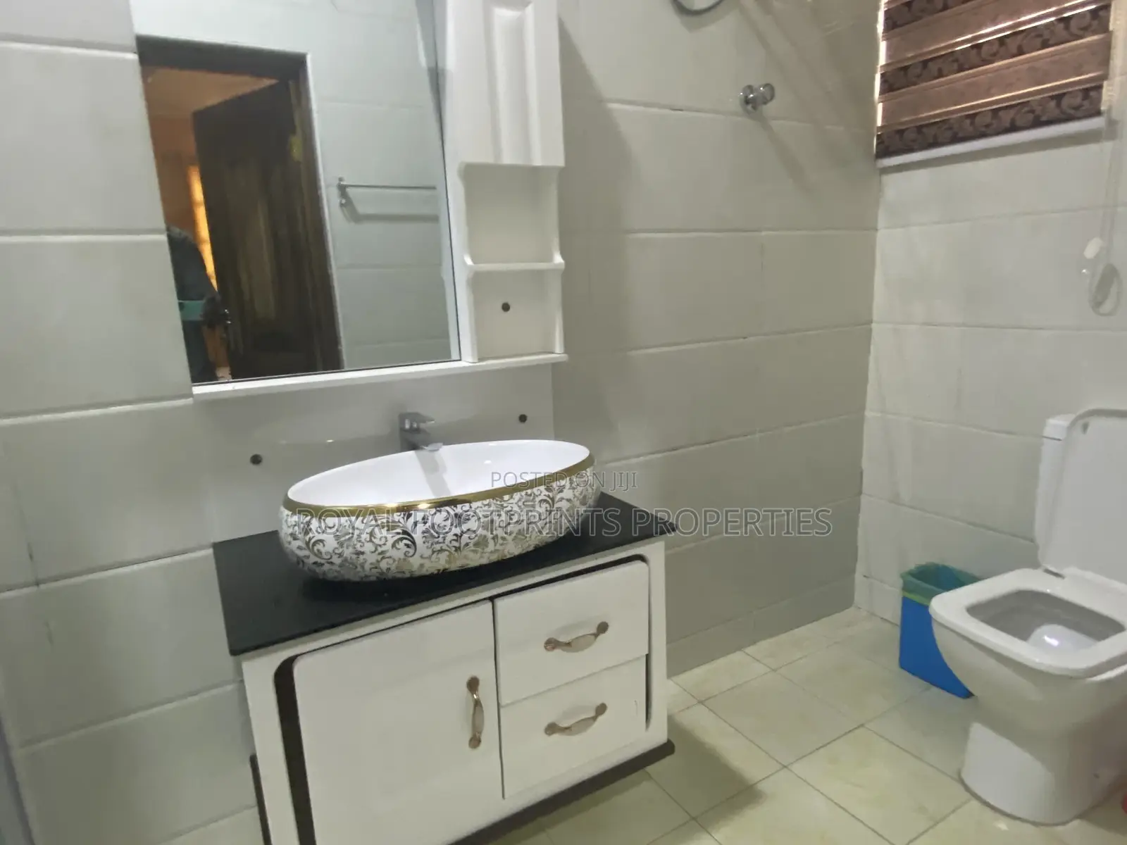 An Ultra Modern 2bedrooms Furnished Apartments