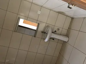 3bdrm Block of Flats in Manet, Spintex for rent