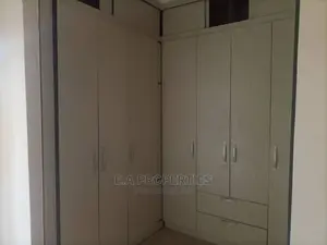4bdrm House in E a Properties, Police Station for Sale